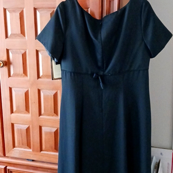 NWT Von Bramlett Black Long Formal Dress, size 16 - Picture 5 of 9
